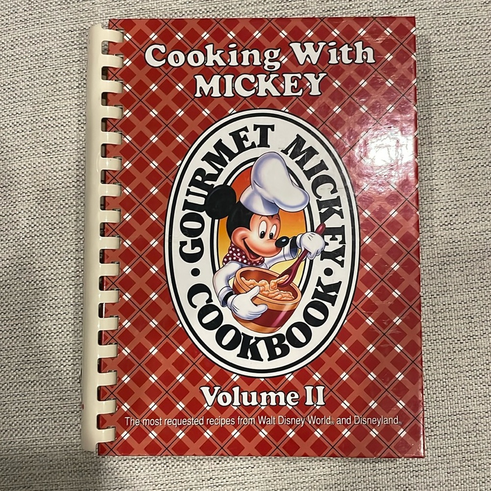 Disney cookbook in excellent shape
